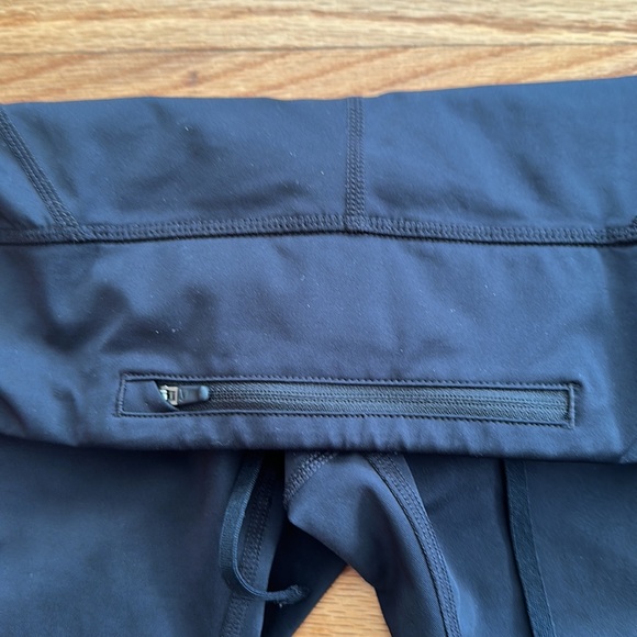 Nike dri fit Capri leggings - Picture 5 of 6